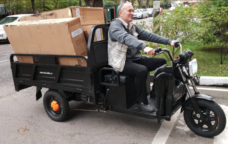 Грузовая электрическая тележка(электротрицикл) Еtrike D4 Грузовая электрическая тележка(электротрицикл) Еtrike D4